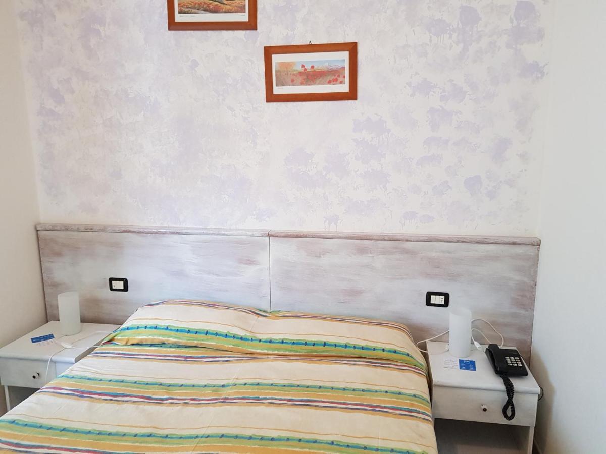 Hotel Villa Cristina Marina di Campo Dış mekan fotoğraf